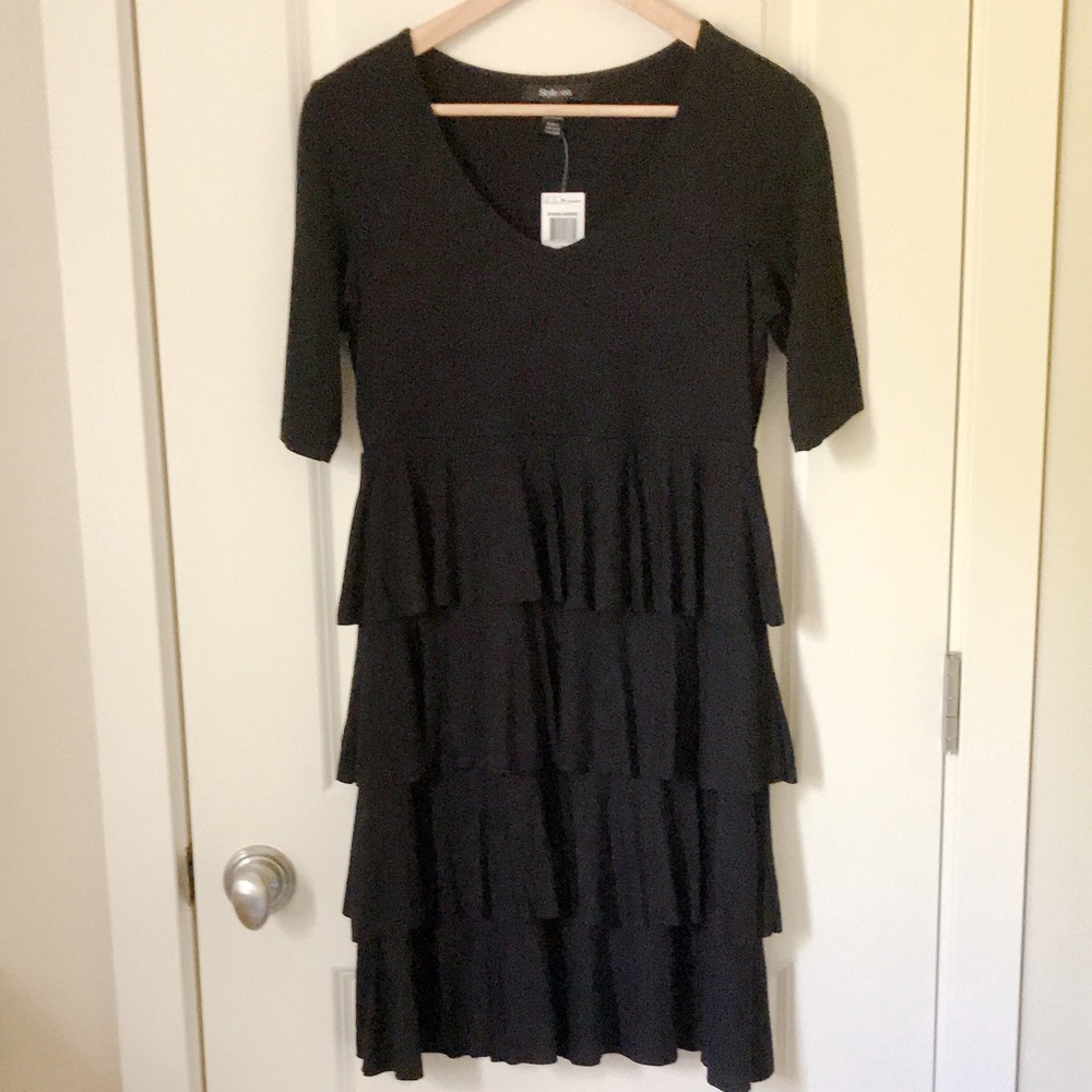 Style and Co Black Tiered Short Sleeve Dress